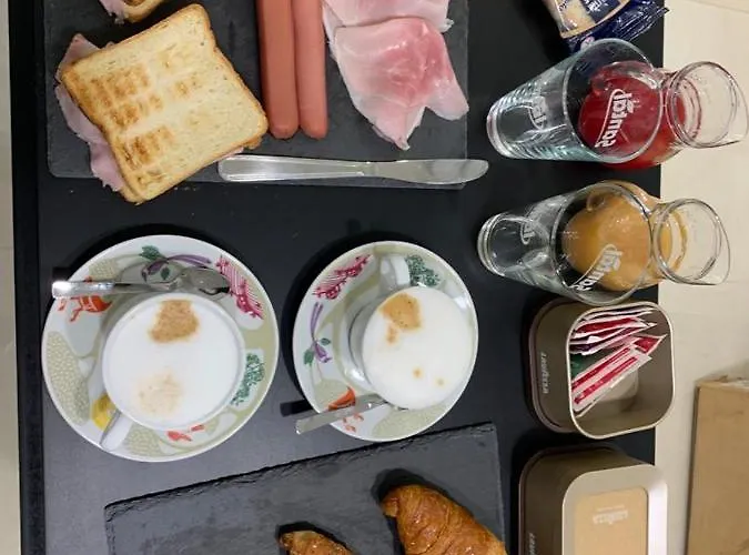 Alojamento de Acomodação e Pequeno-almoço Jerocades Parghelia