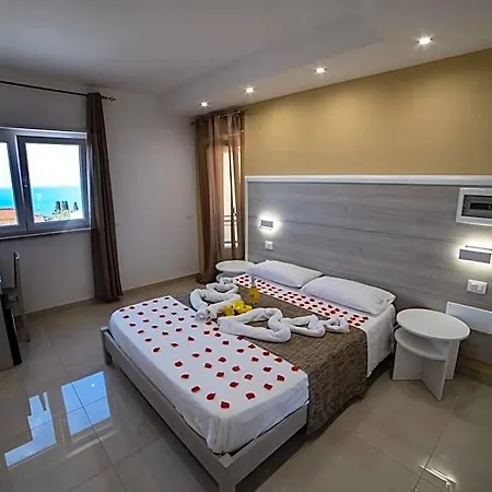 Jerocades Bed & Breakfast Parghelia
