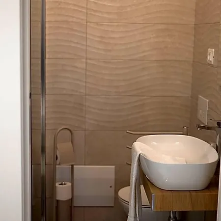 Bed & Breakfast Jerocades 4*